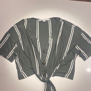 Green & white stripped cropped short sleeve shirt with tie in front - size large